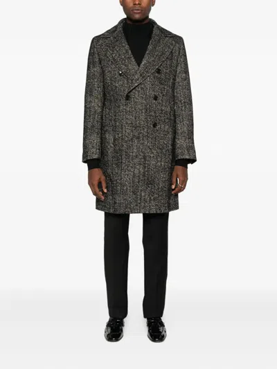 Tagliatore Long Sleeve Coat Notched Lapels Pockets In Green