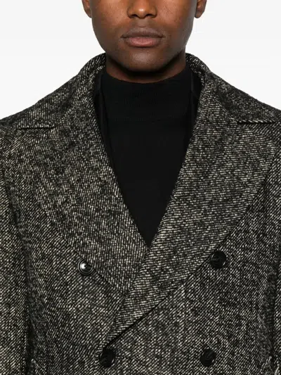 Tagliatore Long Sleeve Coat Notched Lapels Pockets In Green