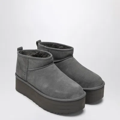 Ugg Stivaletto Donna Classic Ultra Mini Con Plateau Sand In Gray