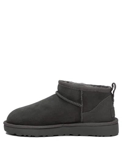 Ugg Stivale Classic Ultra Mini In Gray