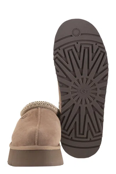 Ugg Tazz Ii Suede Platform Mules In Brown
