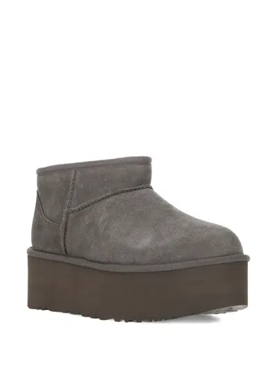 Ugg Stivaletto Donna Classic Ultra Mini Con Plateau Sand In Gray