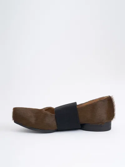 Uma Wang Low-heeled Leather Ballet Flats In Brown