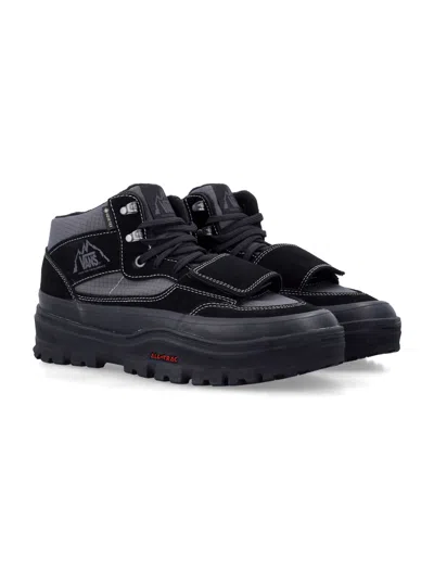 Vans Mountain Mid Mte Gore-tex Boots In Black