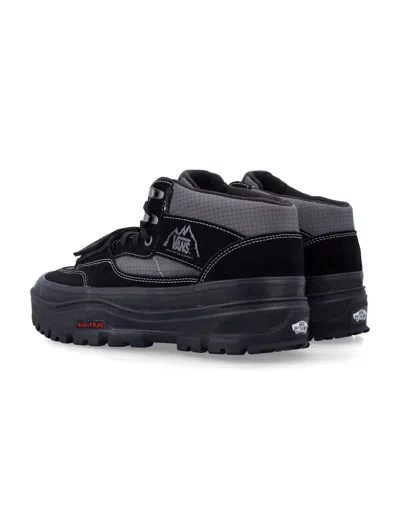 Vans Mountain Mid Mte Gore-tex Boots In Black