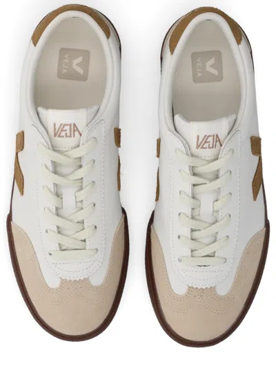 Veja Multicolour Organic Leather In White