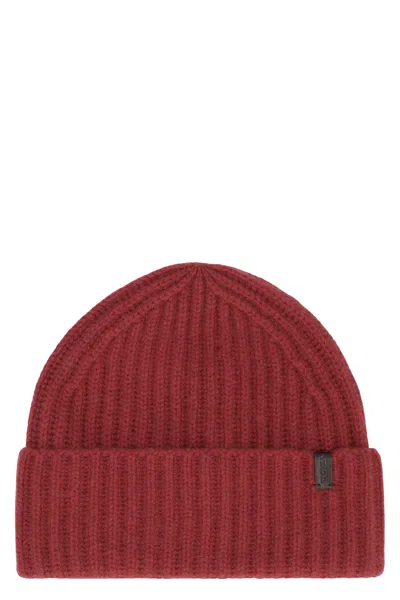 Vince Ribbed Knit Wool Beanie Hat In Red