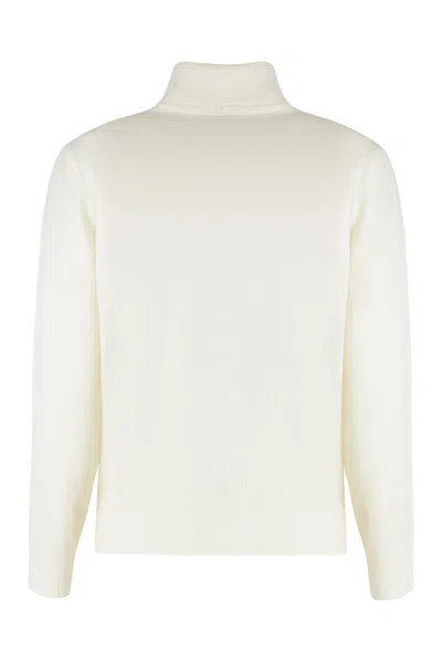 Vince Turtleneck Sweater In Wool And Silk In White