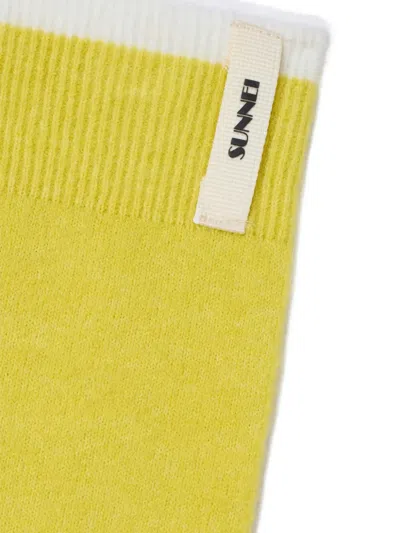 Sunnei Logo-patch Gloves In Yellow