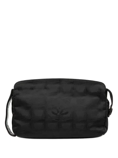 Pre-owned Chanel 2000-2002 New Travel Line Nylon Wristlet Clutch Bag In Black
