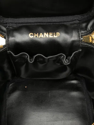 Pre-owned Chanel 1997-1999 Cc Caviar Vanity Bag In Black