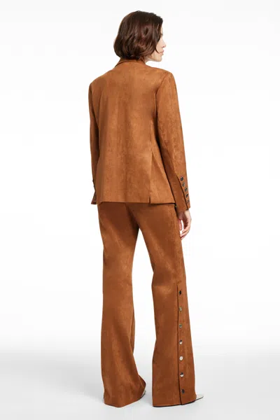 Toccin Pos - Willa Boyfriend Blazer In Brown