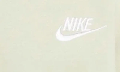 Nike Sportswear Club Hoodie In White