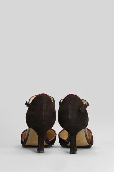 L'arianna Pumps In Black