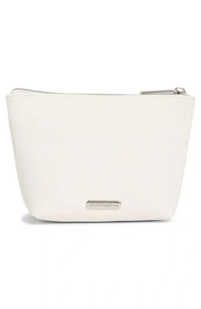 Bcbg Selfie Prep Cosmetic Case In White