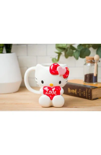 Hello Kitty Holding Heart Ceramic Mug In White