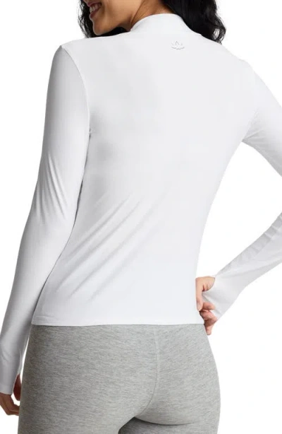 Beyond Yoga Featherweight Mock Neck Long Sleeve Top In White