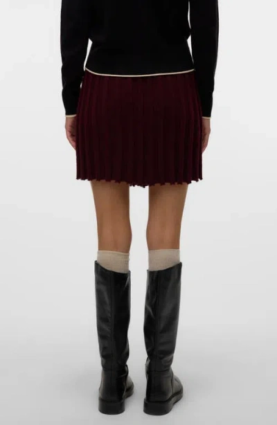 Vero Moda Marina Pleated Knit Skater Miniskirt In Burgundy