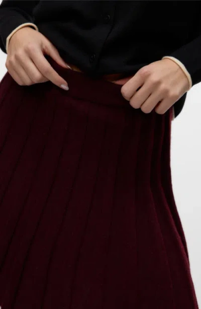 Vero Moda Marina Pleated Knit Skater Miniskirt In Burgundy