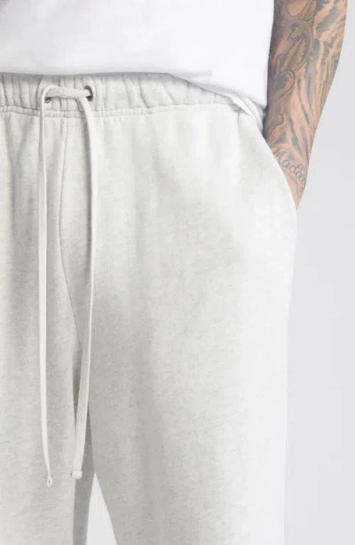 Elwood Core Organic Cotton Straight Leg Sweatpants In White