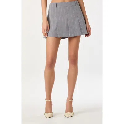 Astr The Label Pleated Stripe Miniskirt In Gray