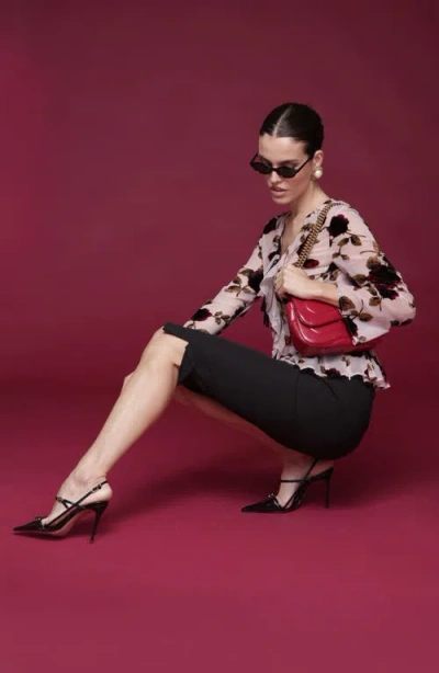 Avec Les Filles High Waist Capri Pants In Black