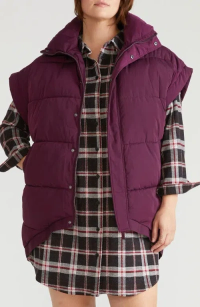 Universal Standard Paparazzi Puffer Vest In Purple