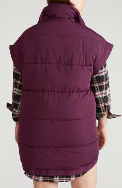 Universal Standard Paparazzi Puffer Vest In Purple