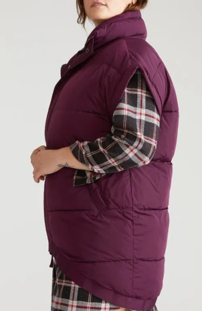 Universal Standard Paparazzi Puffer Vest In Purple