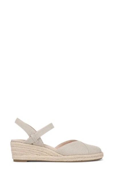 Lifestride Pilar Slingback Espadrille Platform Wedge Sandal In White