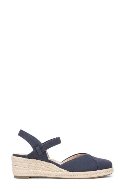 Lifestride Pilar Slingback Espadrille Platform Wedge Sandal In Blue