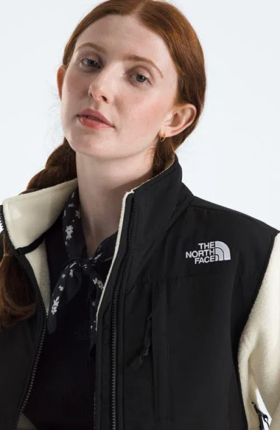 The North Face Retro Denali Jacket In Neutral