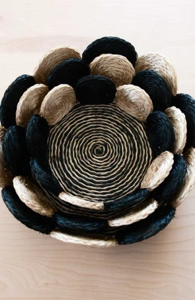 Likha Fruit Basket Circles, Set Of 3 In Multi