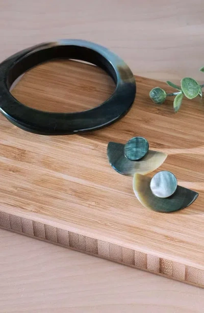 Likha 3-in-1 Mother-of-pearl Geometric Stud Earrings Set In Green