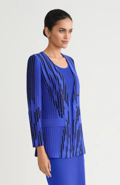 Ming Wang Tailored Lightweight Dual-toned Burnout Knit Jacket In Blue