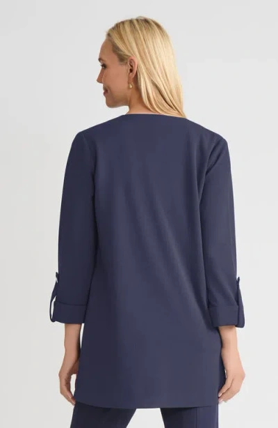 Ming Wang Heritage Lightweight Stretch Deco Crepe Wing Collar Jacket In Blue