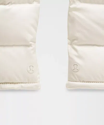 Lululemon Wunder Puff Mittens In Neutral