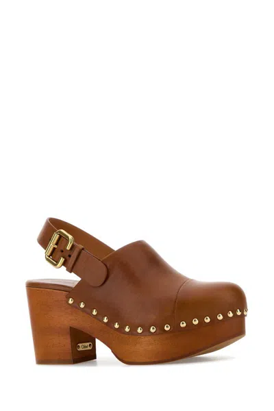 Chloé Women Jeannette Heel Clogs In Brown