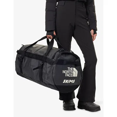 The North Face Base Camp Medium Woven Duffle Bag In Black