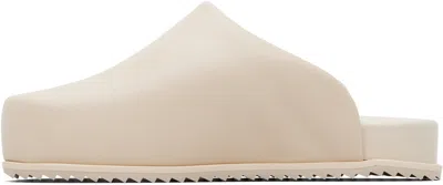 Yume Yume Beige Truck Slides In Sand