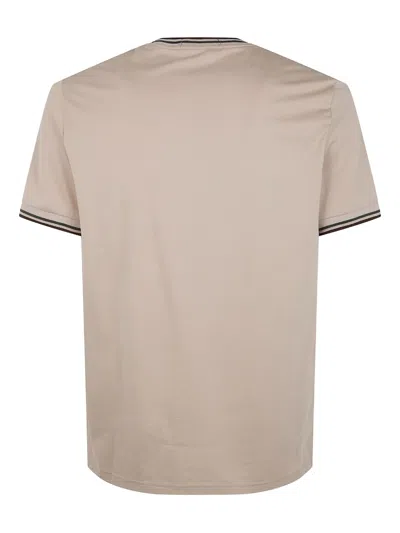 Fred Perry Laurel-motif Contrasting-trim T-shirt In Neutral