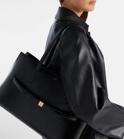 Totême Lounge Leather Tote Bag In Black