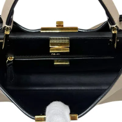 Pre-owned Fendi Beige Grayish Leather Shoulder Bag ()