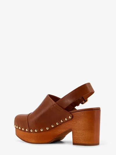 Chloé Jeannette 80 Wedge Clogs In Brown