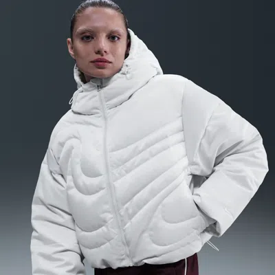 Nike Women's  Sportswear Swoosh Series Therma-fit Oversized Down Puffer Jacket In White