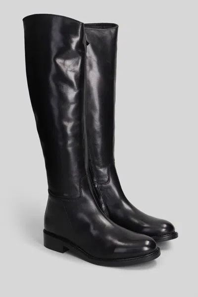 Metisse Low Heels Boots In Black