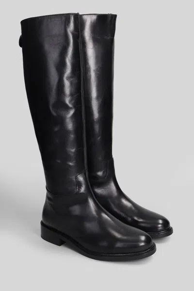 Metisse Low Heels Boots In Black