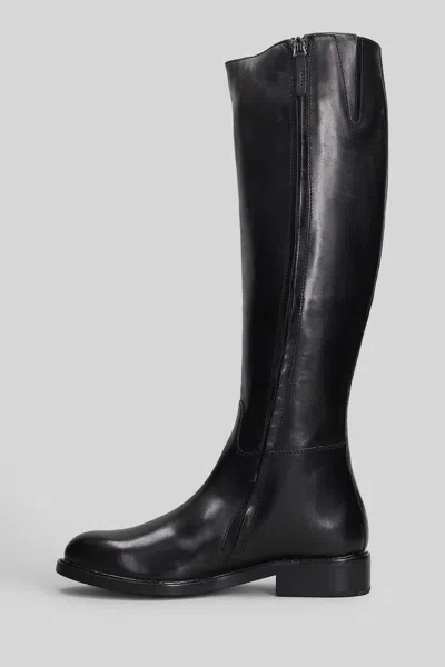 Metisse Low Heels Boots In Black