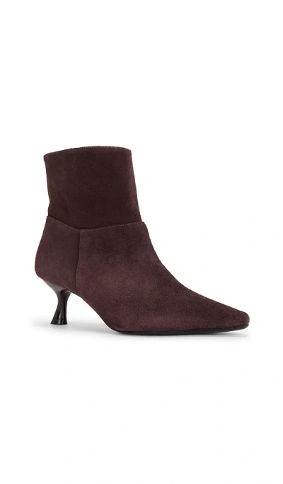 Raye Anora Boot In Brown