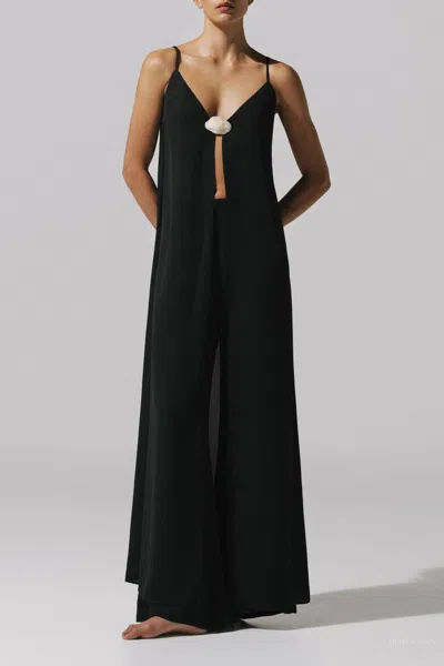 Baobab Clarissa Top In Black In Black